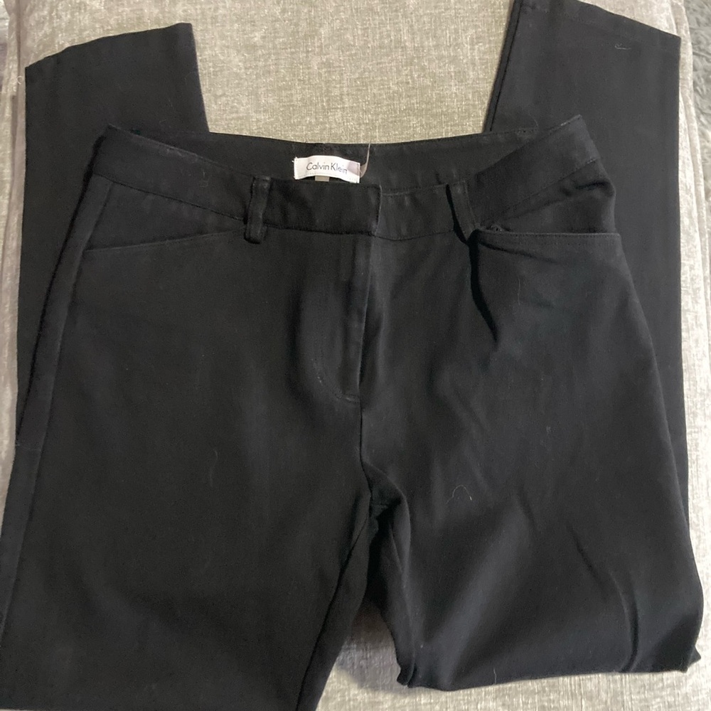 Calvin Klein women’s black Capri ankle pants